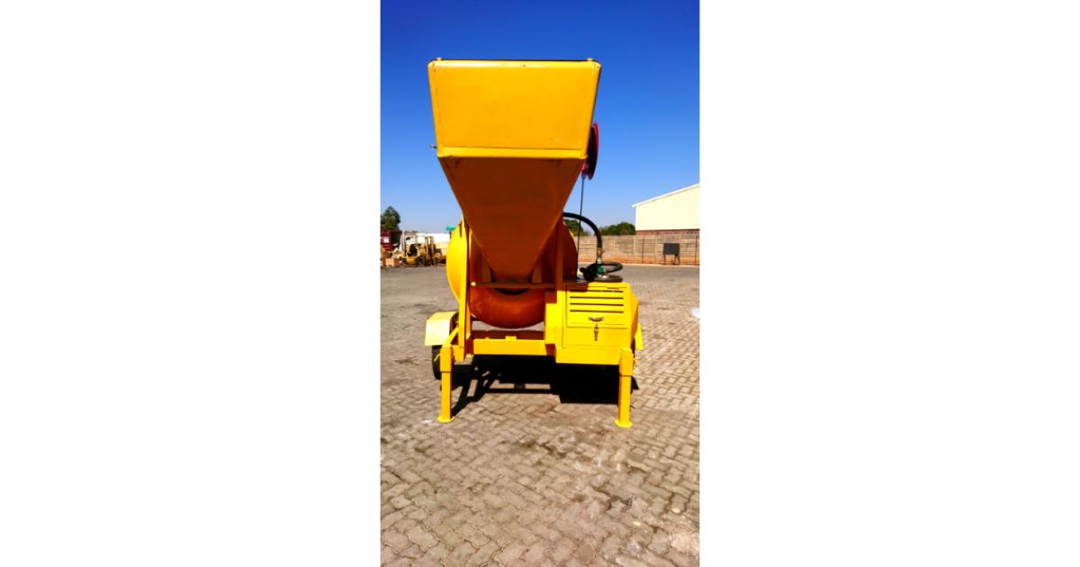 Electric Drum Concrete Mixer 560kg 380V with Cable Lift