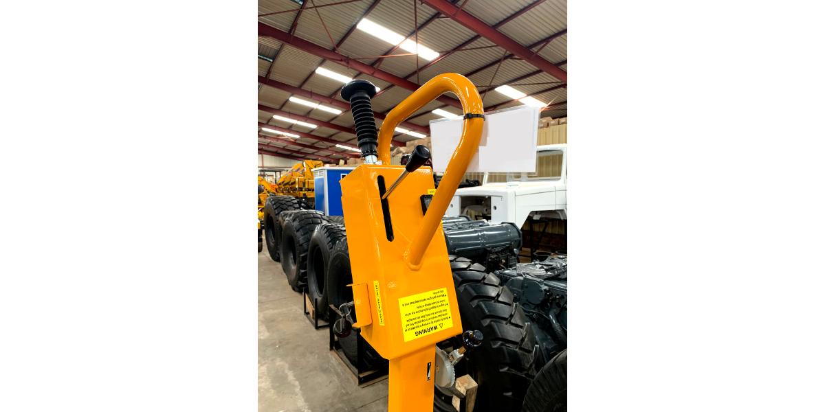 Walk-Behind Vibrating Dual Drum Roller 850kg Diesel