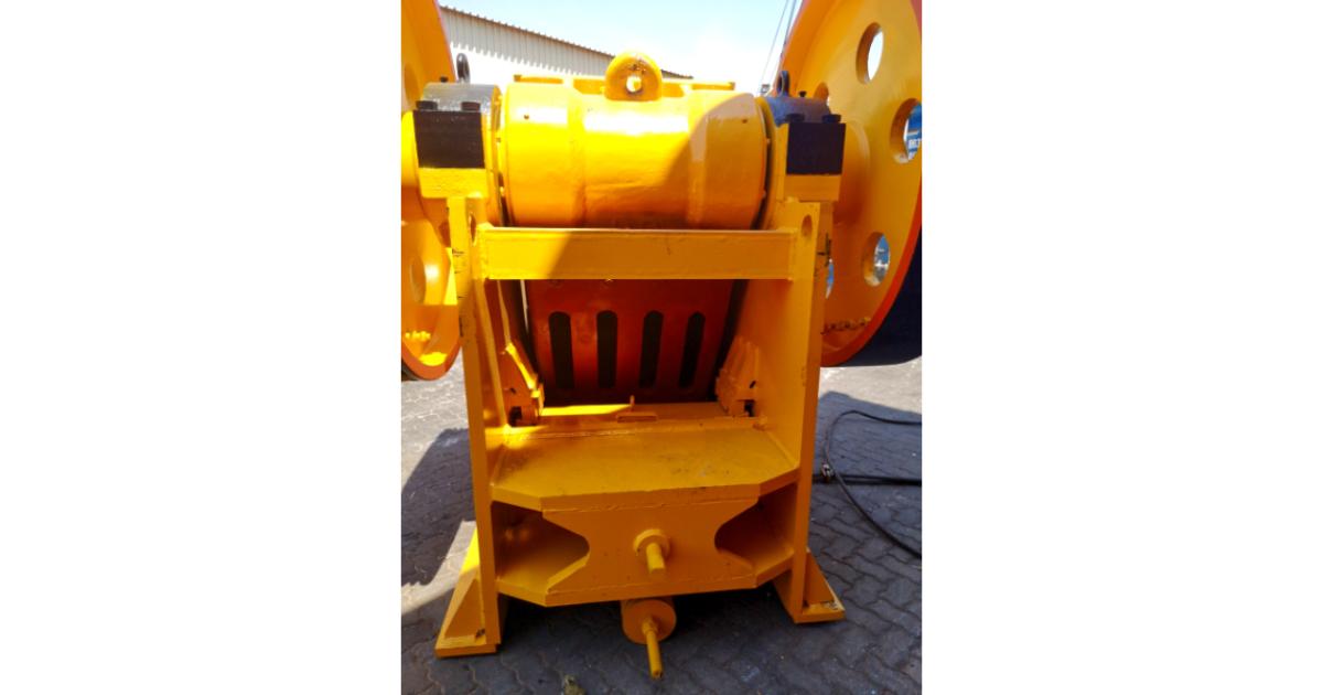 Jaw Crusher PE 600 x 900mm