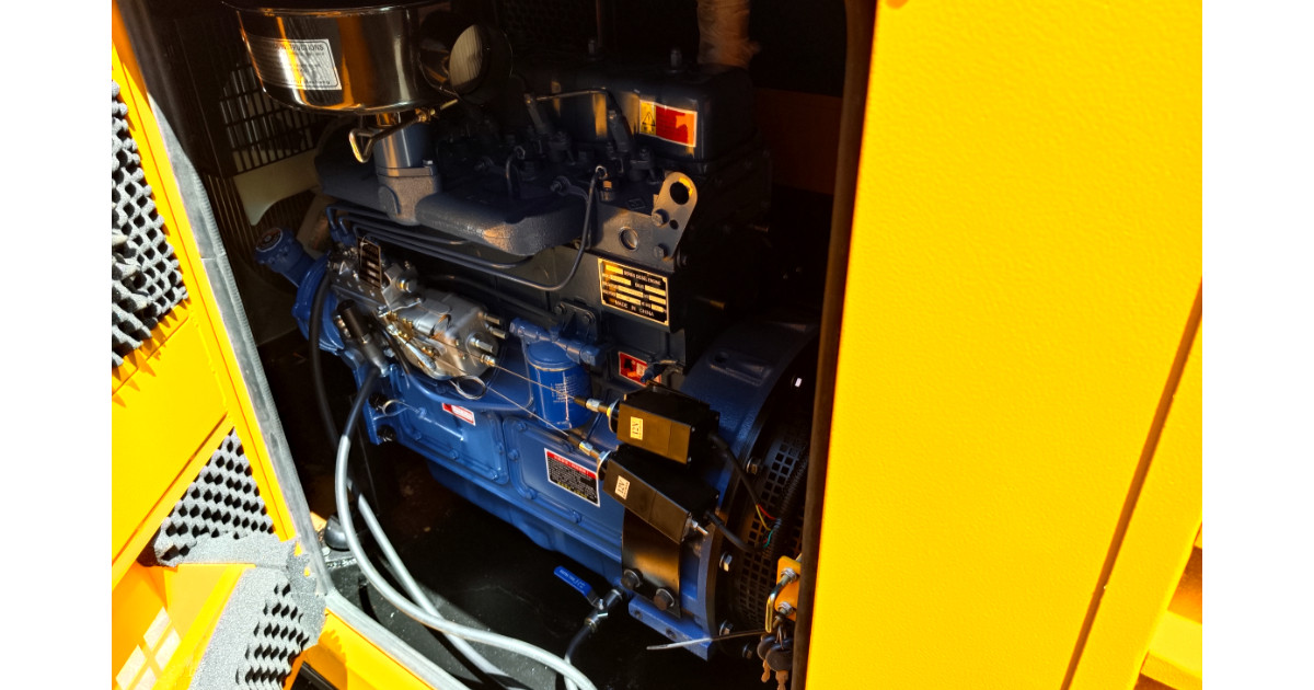 20kVA Diesel Standby Generator 220V Enclosed AMF / ATS